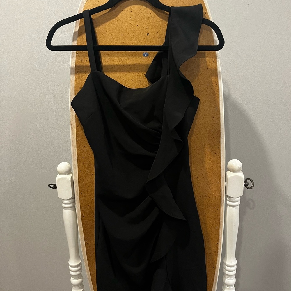 Guess Elegant Black One-Shoulder Dress